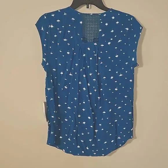 NWT Daniel Rainn Sleeveless Tank Blouse Cutout Detail Sz Petite Small - Picture 5 of 10